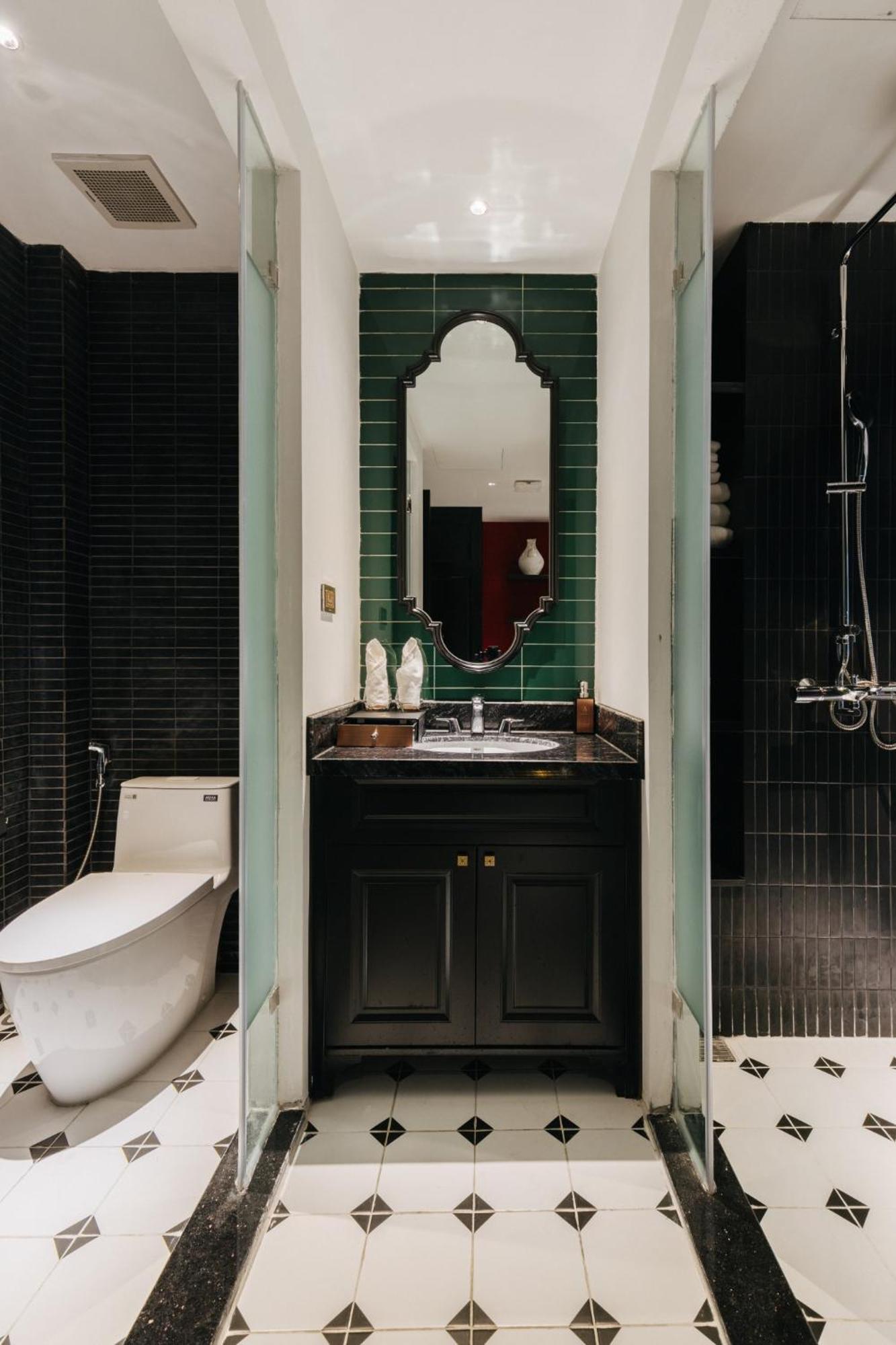 Sword Lake Hotel Ханой Екстериор снимка